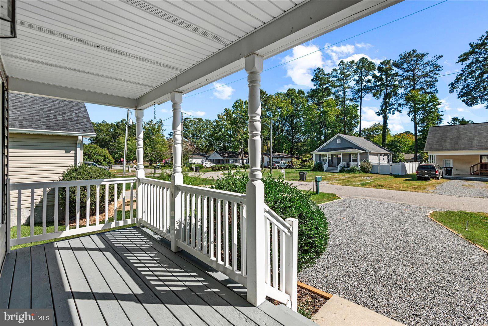 CLASSIC SHORES - Residential