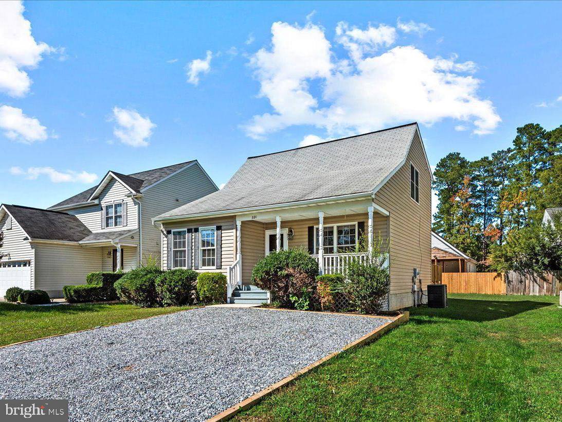 CLASSIC SHORES - Residential