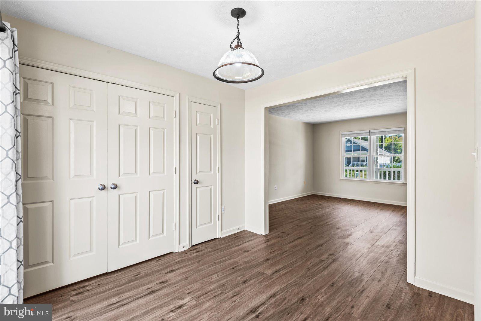 CLASSIC SHORES - Residential