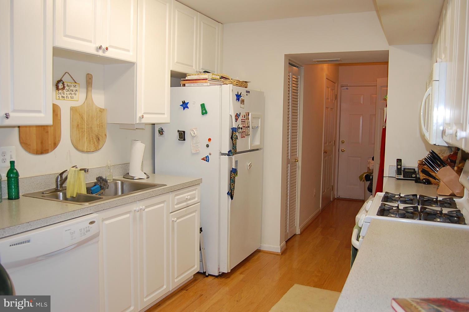 SANDERS MILL - Residential Lease