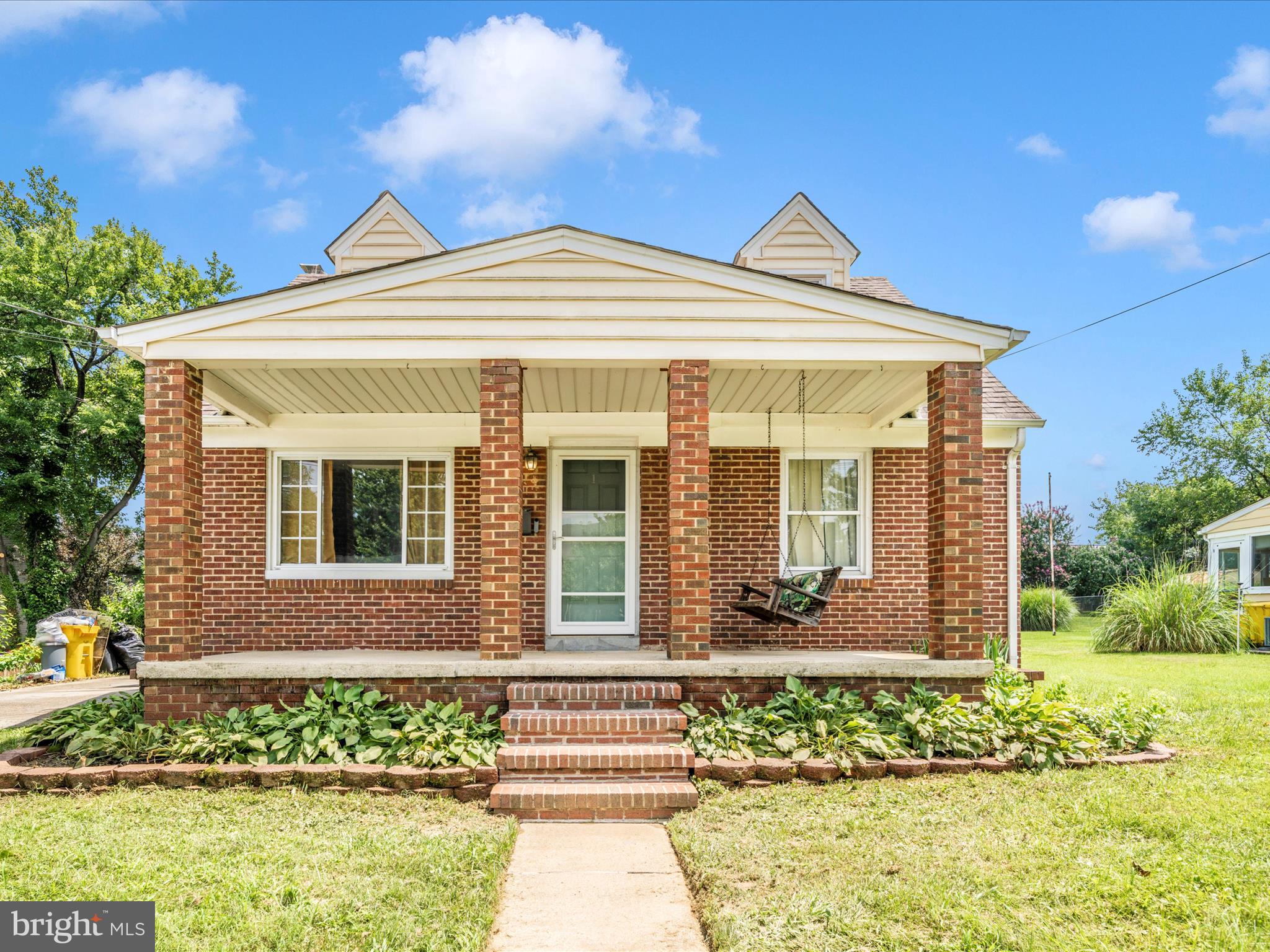 1 GREENWOOD AVENUE