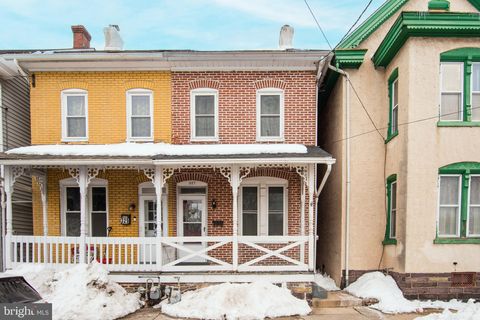 327 JEFFERSON STREET EAST GREENVILLE PA 18041