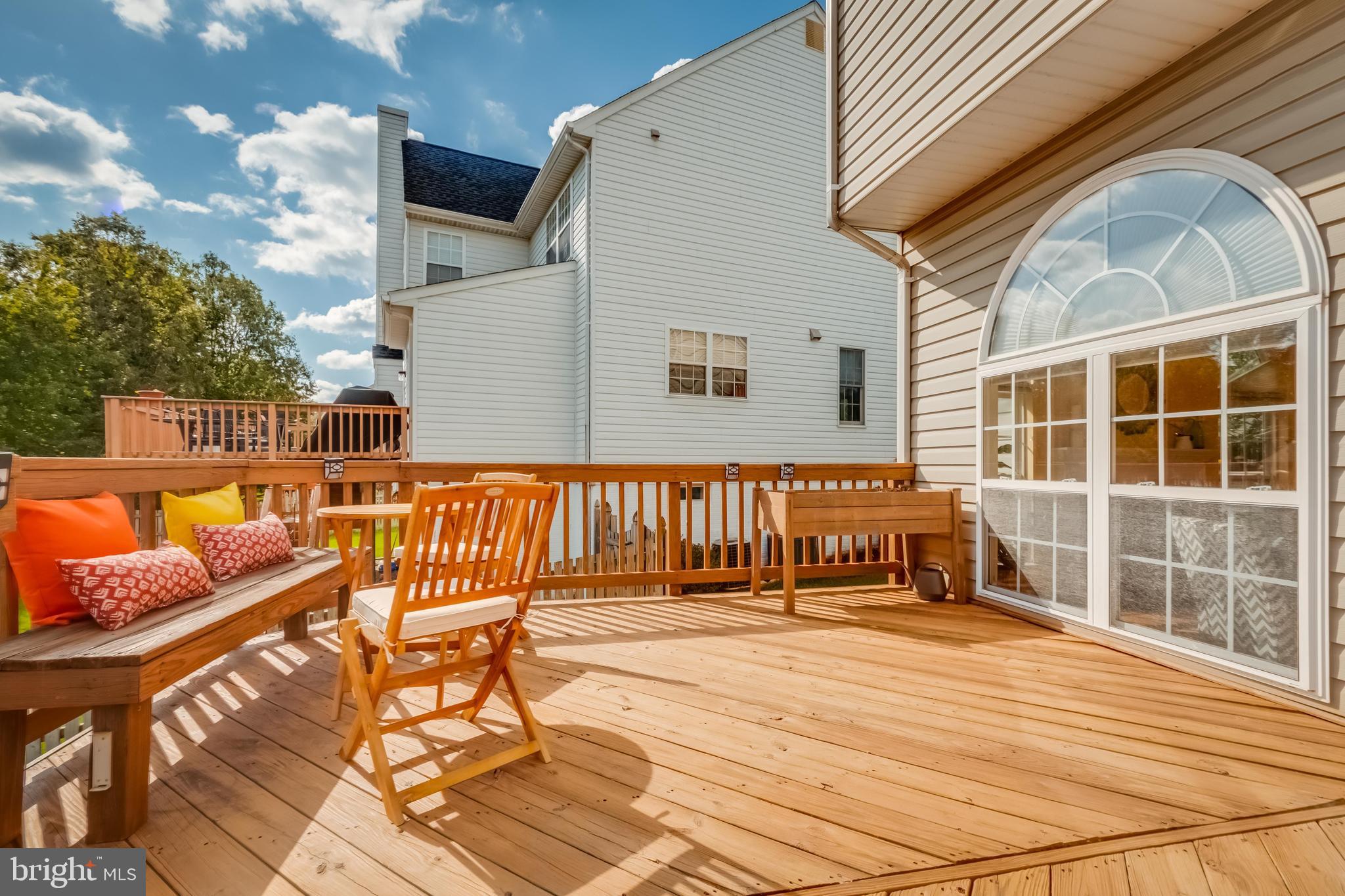 LYNDWOOD MANOR - Residential