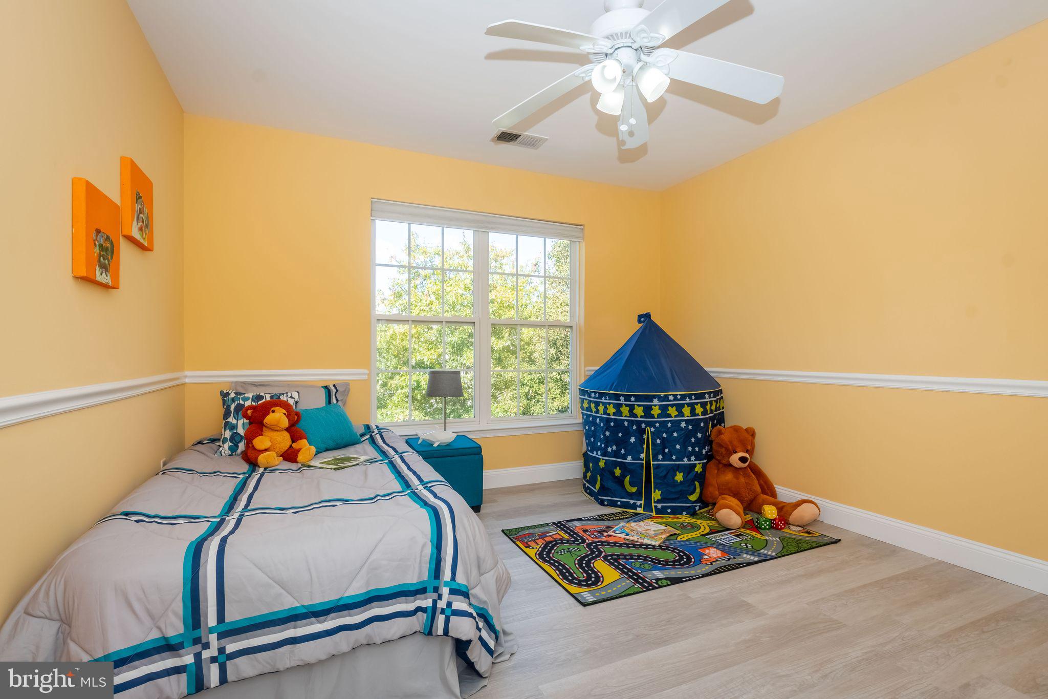 LYNDWOOD MANOR - Residential