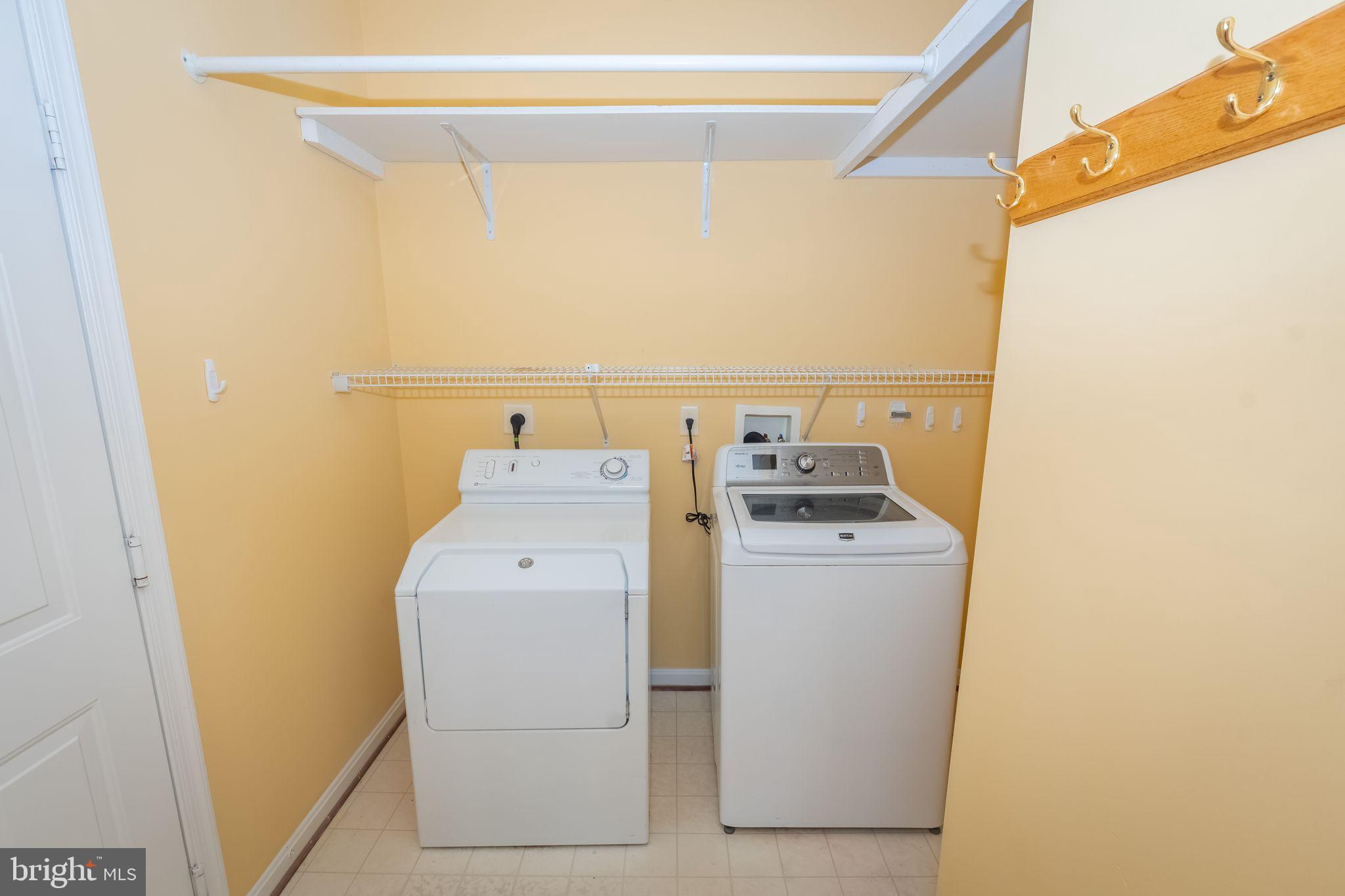 LYNDWOOD MANOR - Residential