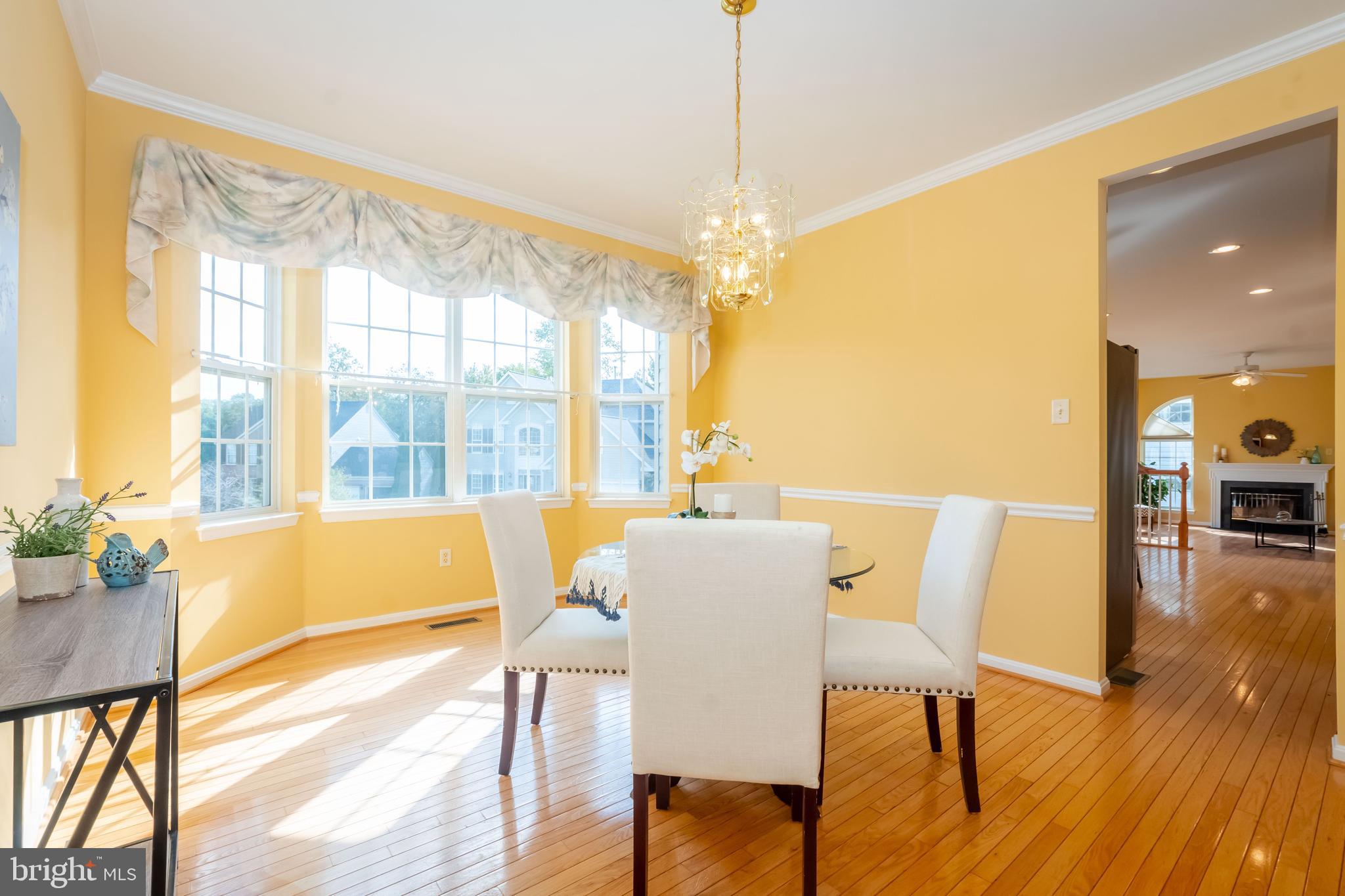 LYNDWOOD MANOR - Residential