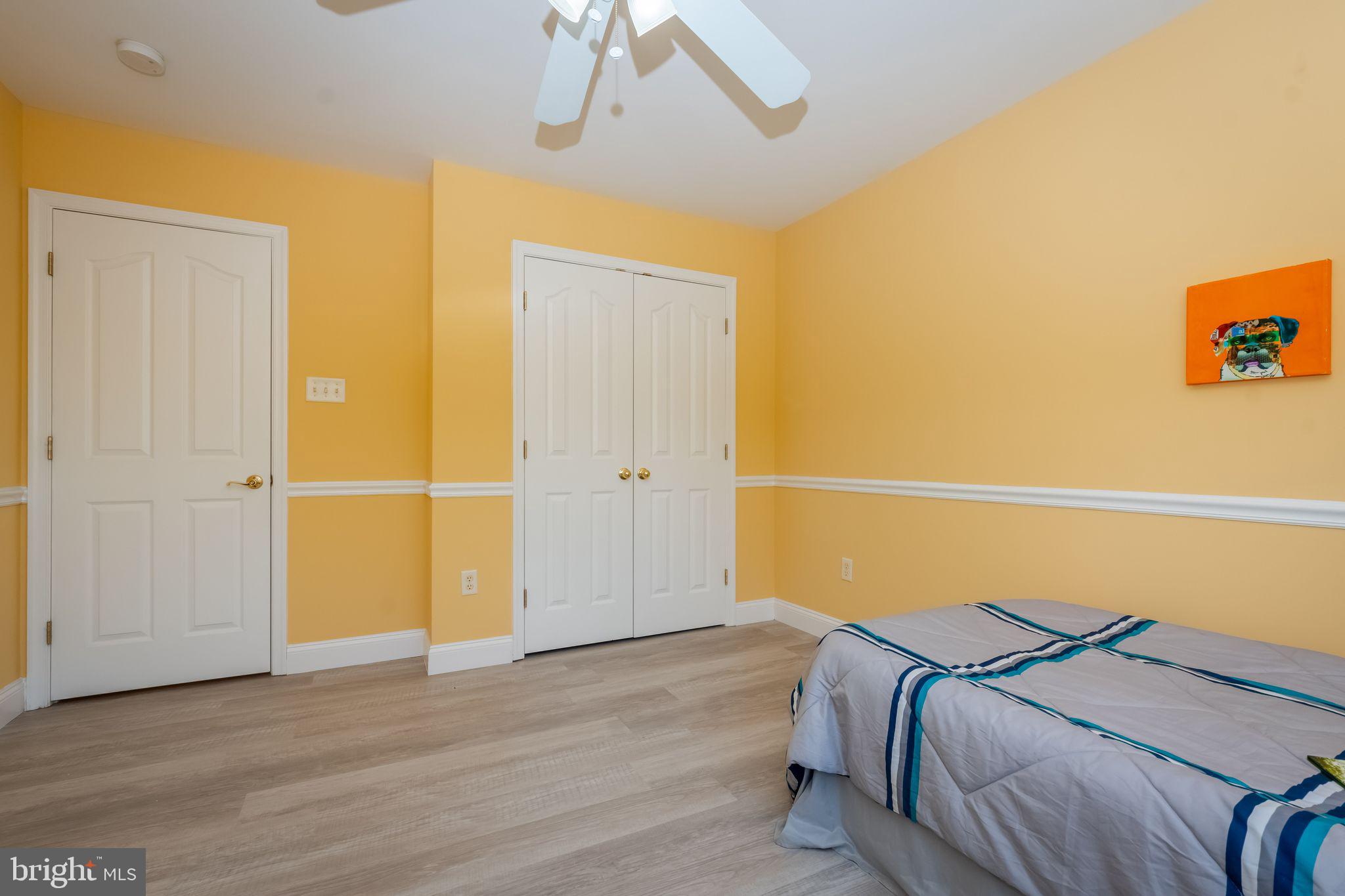 LYNDWOOD MANOR - Residential