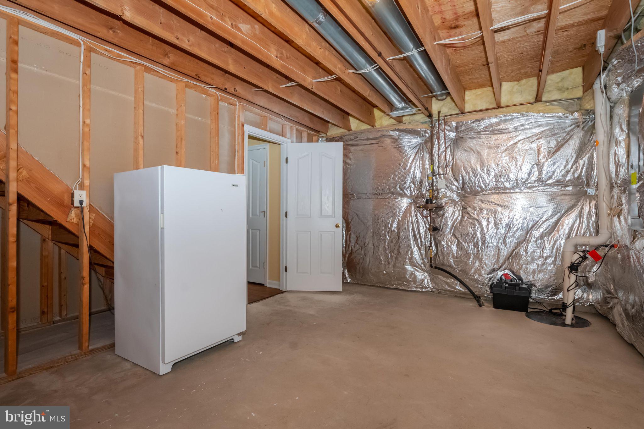 LYNDWOOD MANOR - Residential