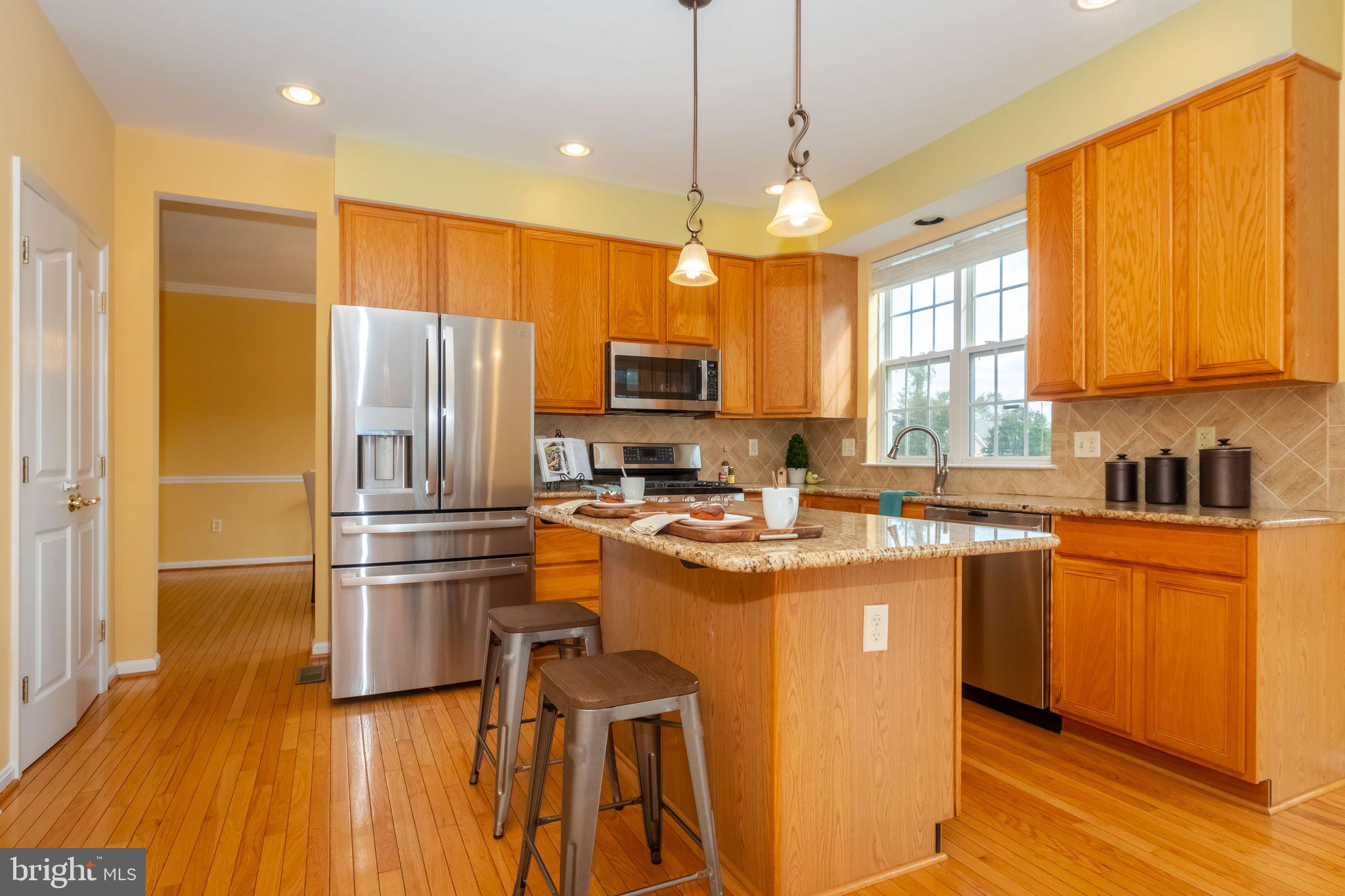 LYNDWOOD MANOR - Residential