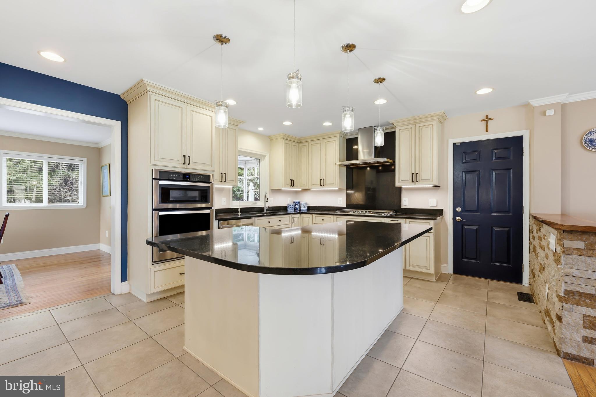 QUEEN ANNE'S ON THE WYE - Residential