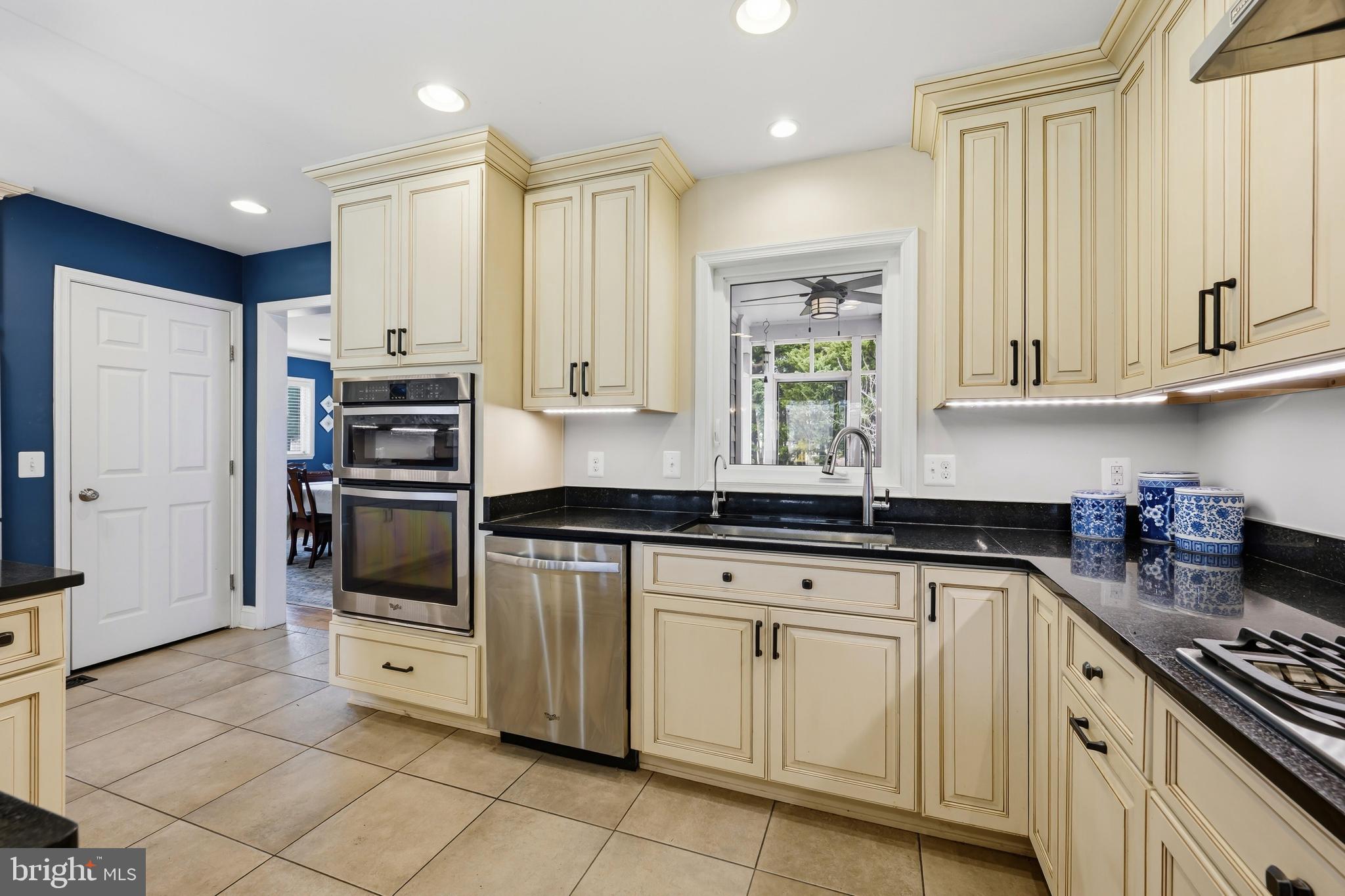 QUEEN ANNE'S ON THE WYE - Residential