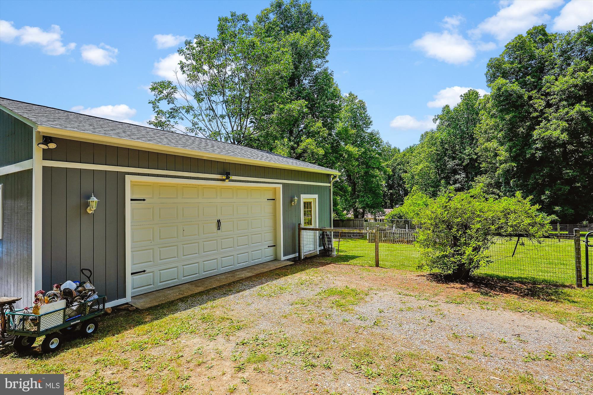 SKYLINE ORCHARDS - Residential