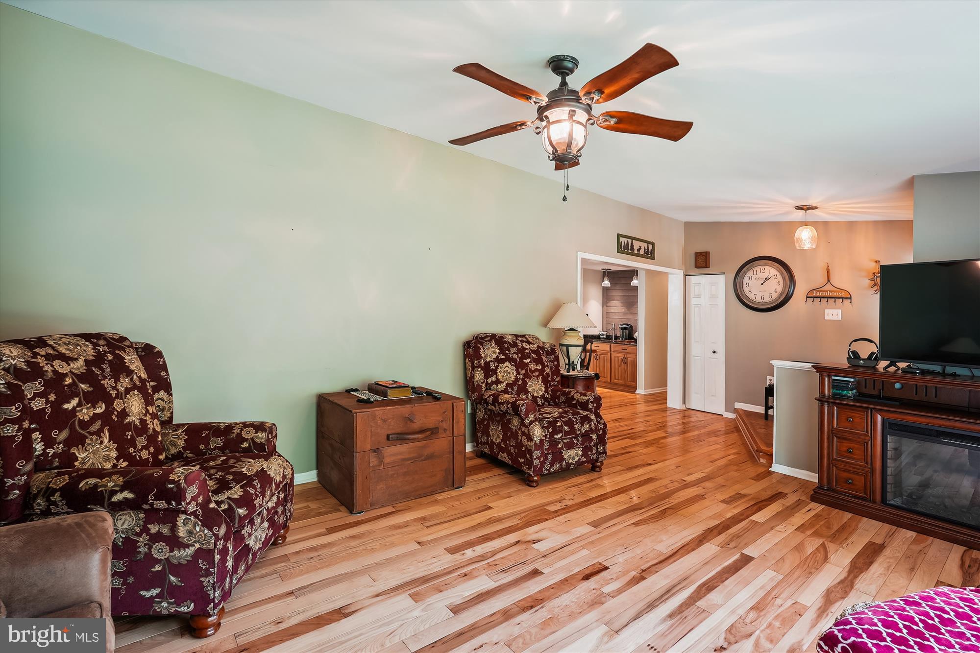 SKYLINE ORCHARDS - Residential