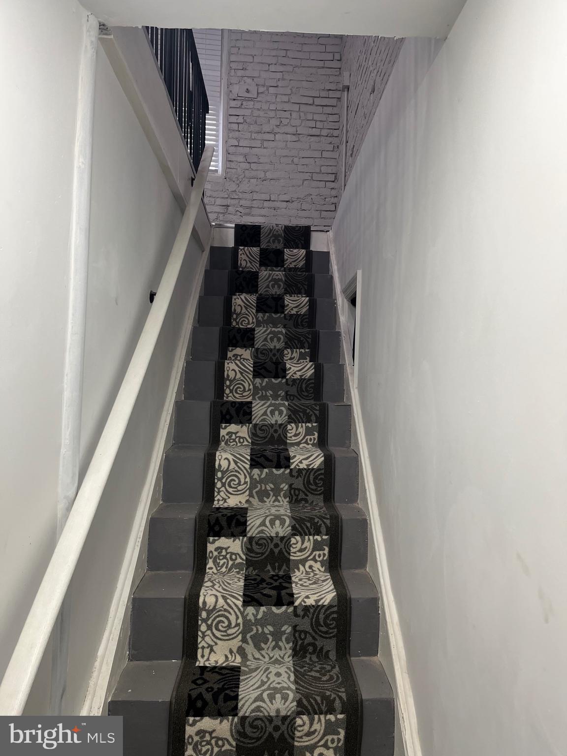 237 JACKSON STREET 4