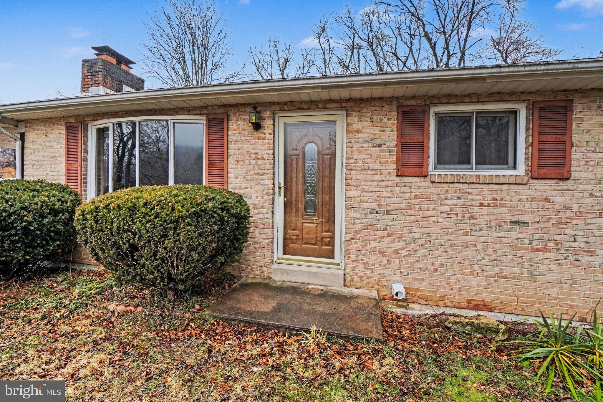 1140 STONEY CREEK ROAD