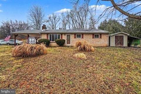 1140 STONEY CREEK ROAD DAUPHIN PA 17018