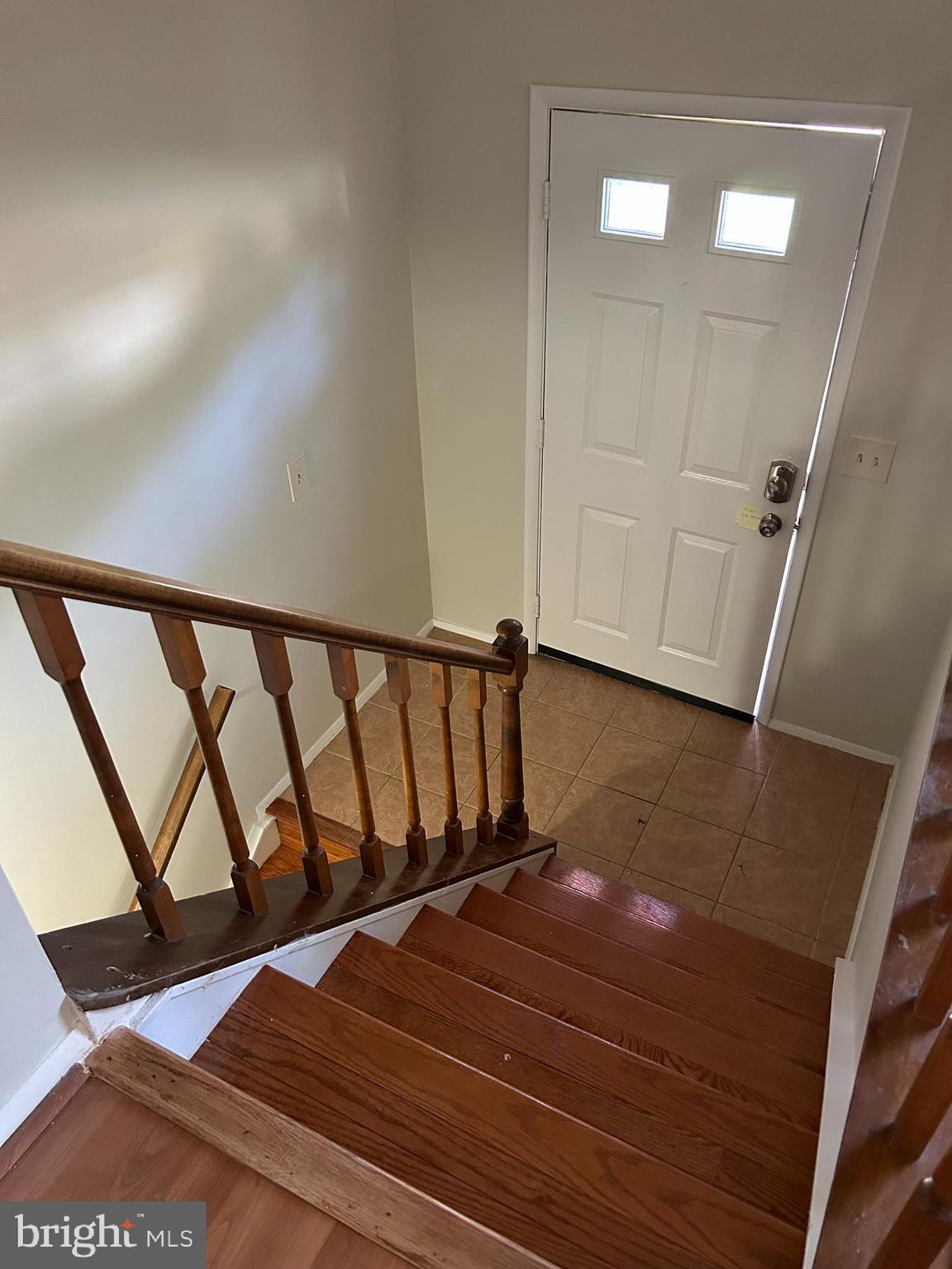 FOX MILL ESTATES - Residential Lease