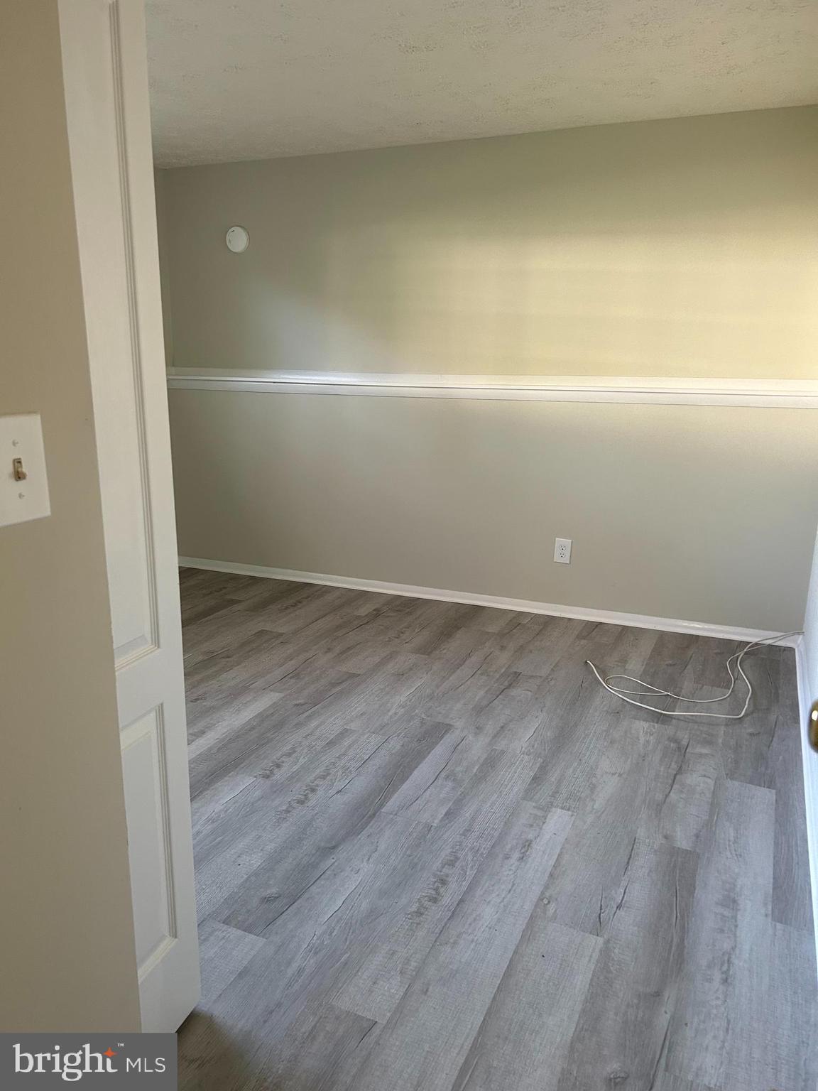 FOX MILL ESTATES - Residential Lease