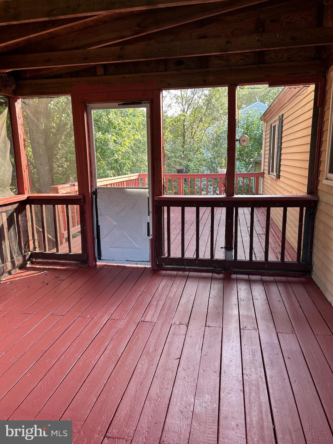 FOX MILL ESTATES - Residential Lease