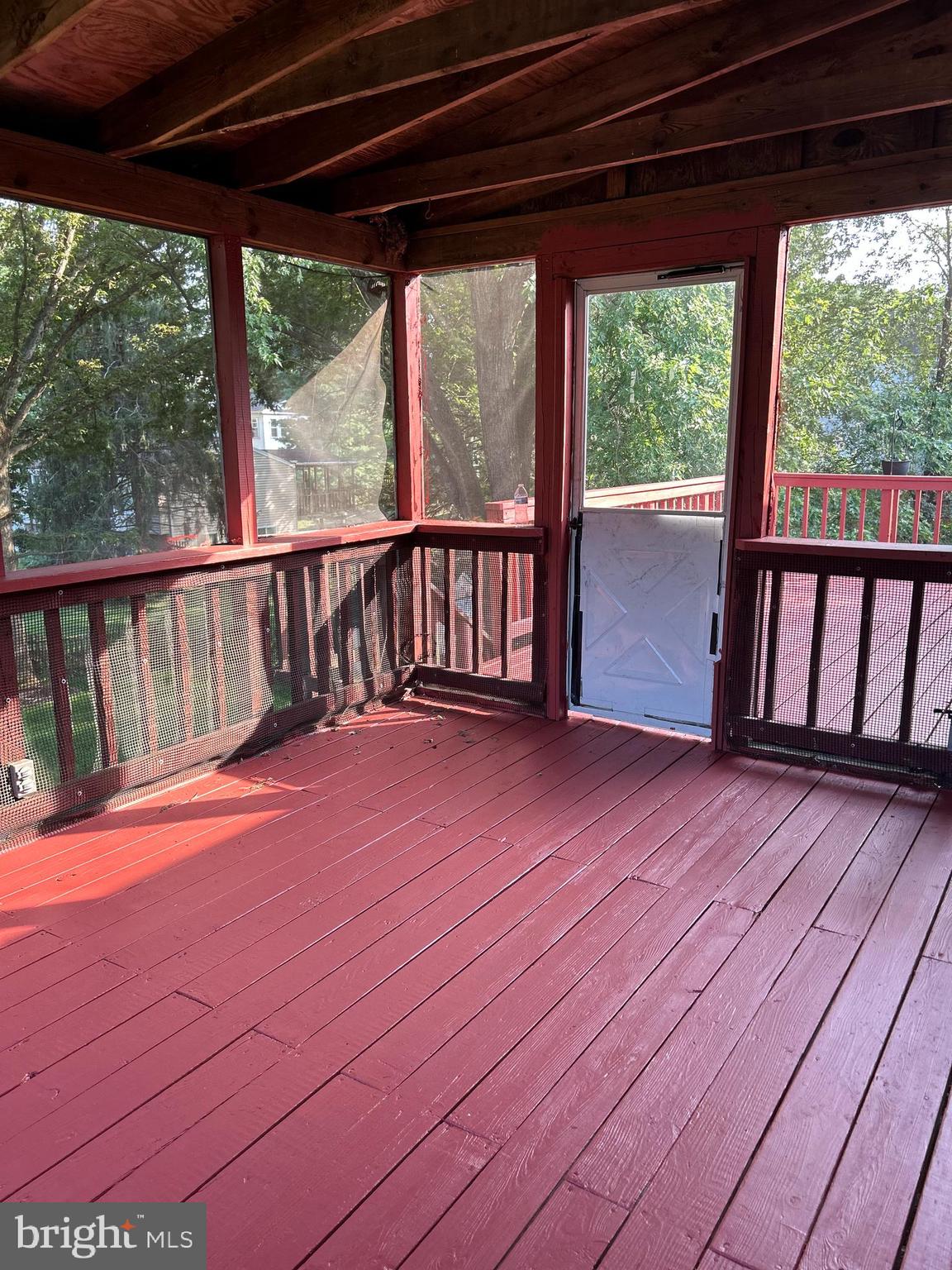 FOX MILL ESTATES - Residential Lease