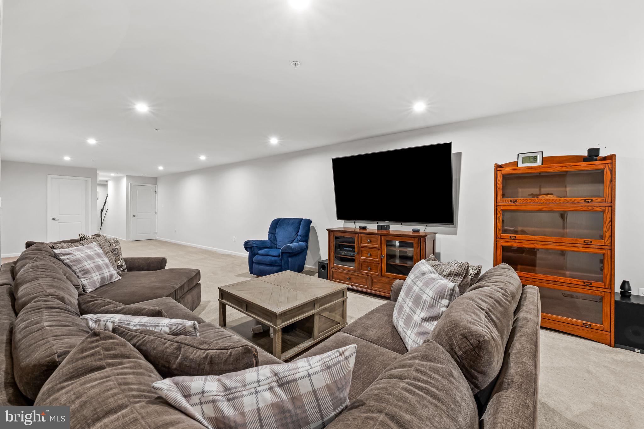 TANYARD SHORES - Residential