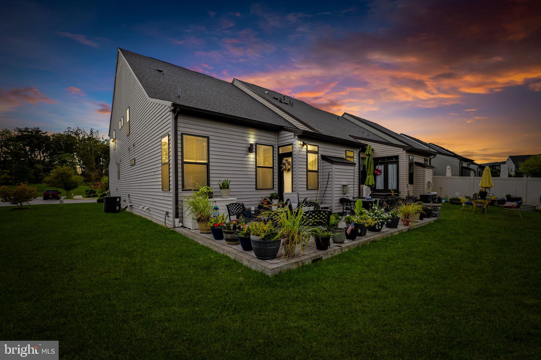 TANYARD SHORES - Residential