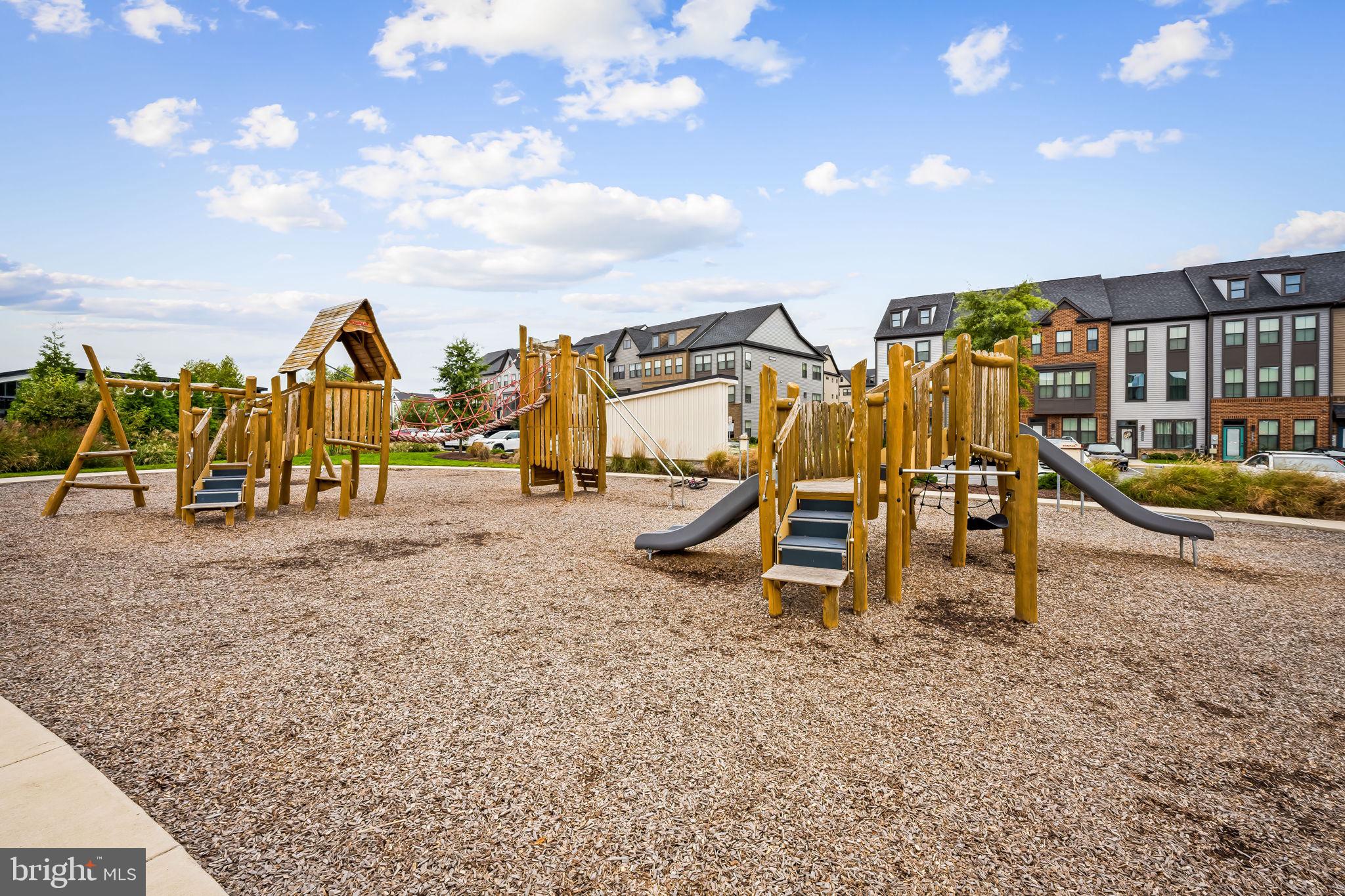 TANYARD SHORES - Residential