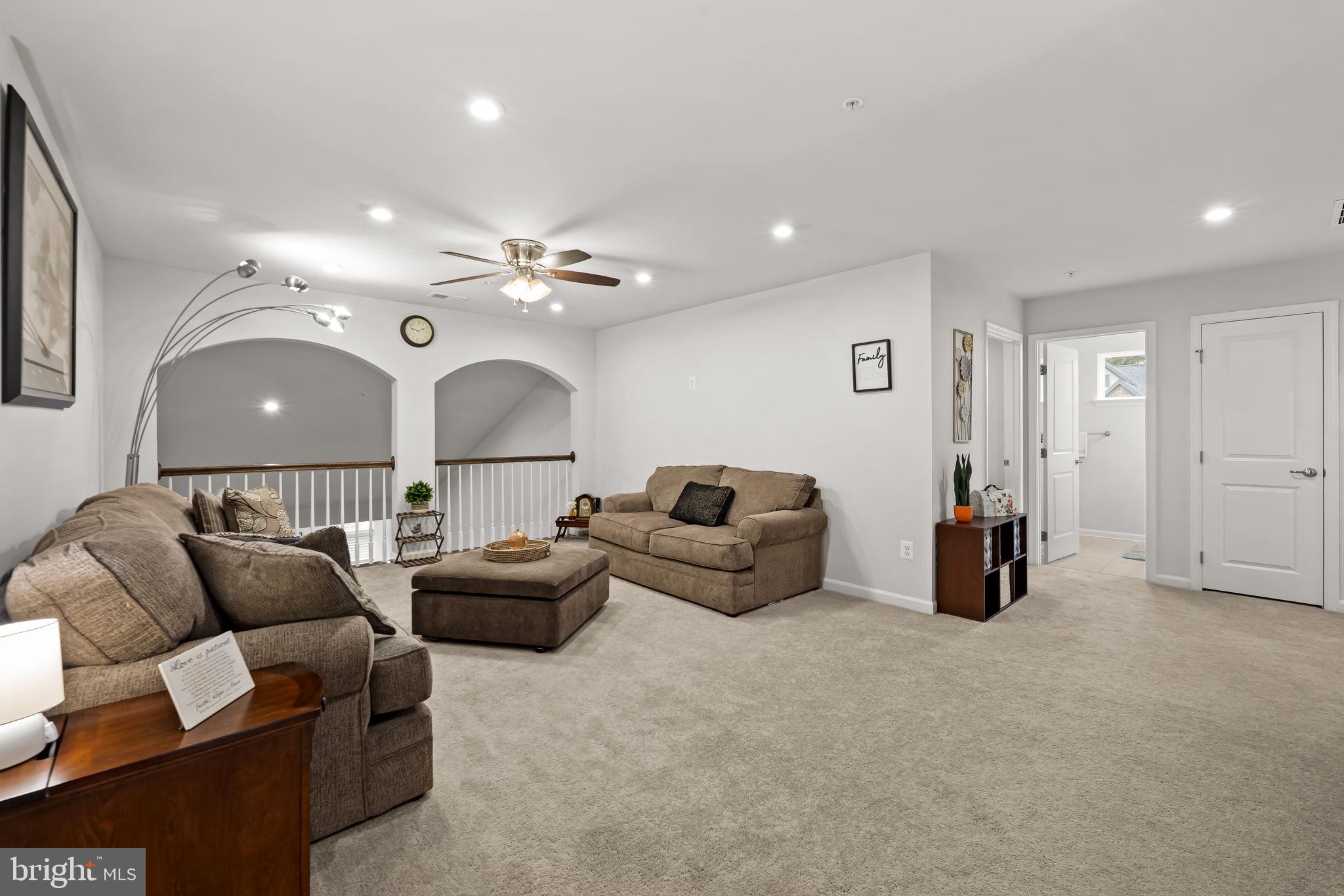 TANYARD SHORES - Residential