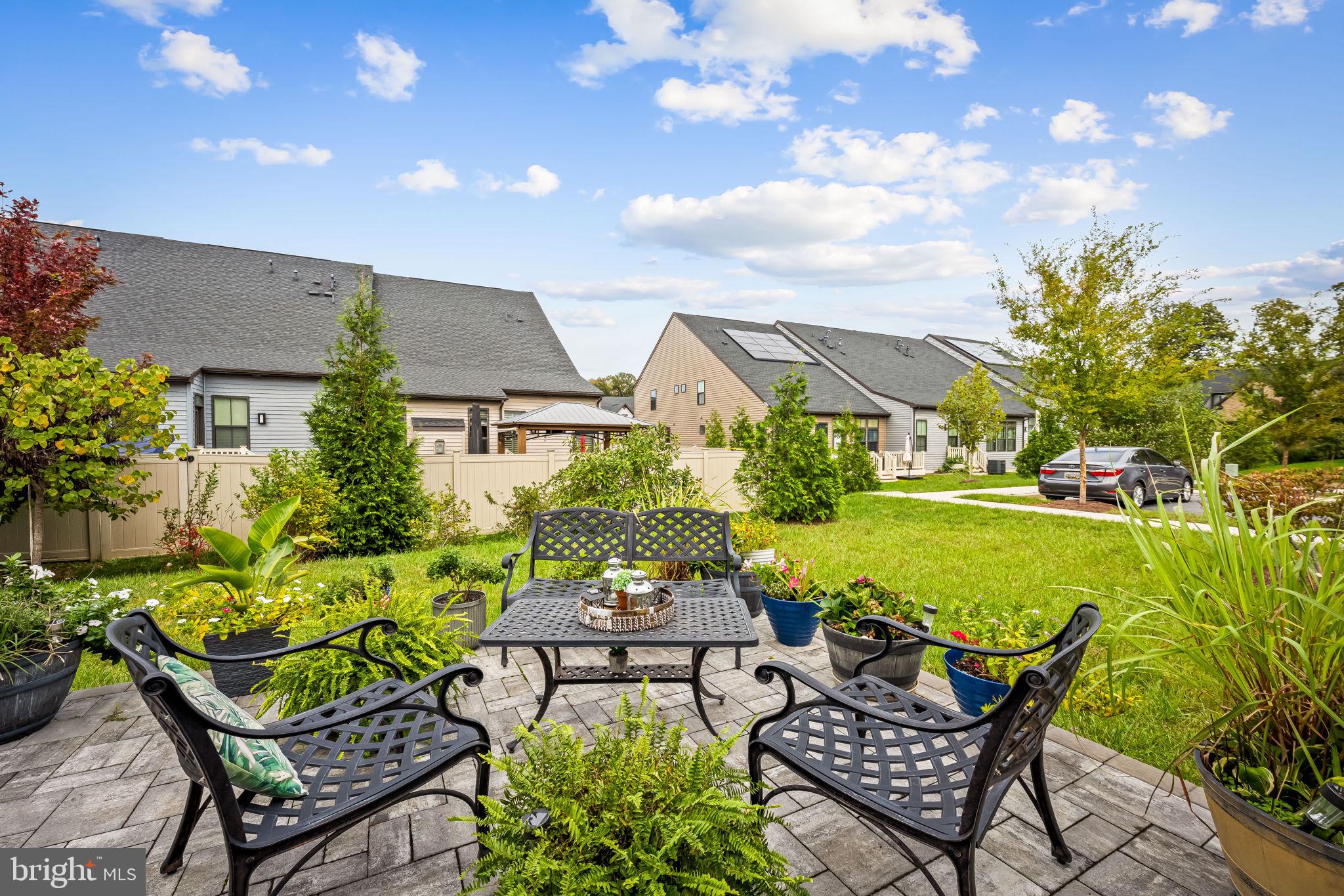 TANYARD SHORES - Residential