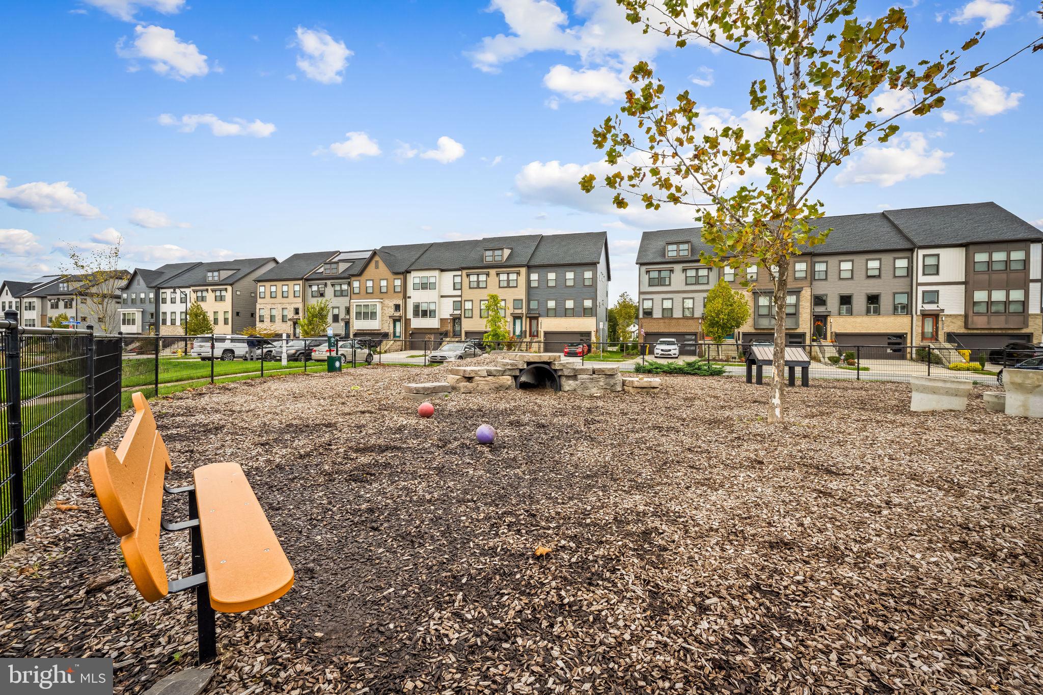 TANYARD SHORES - Residential