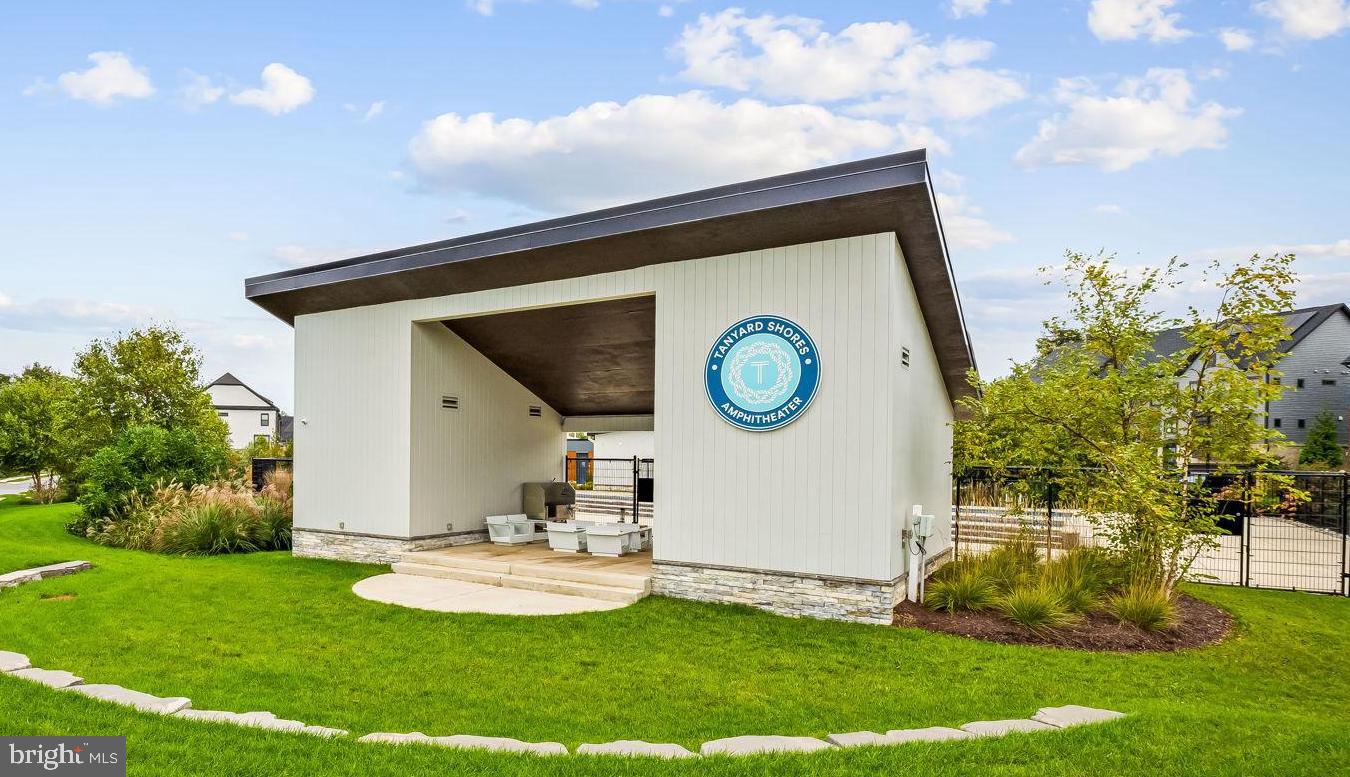 TANYARD SHORES - Residential