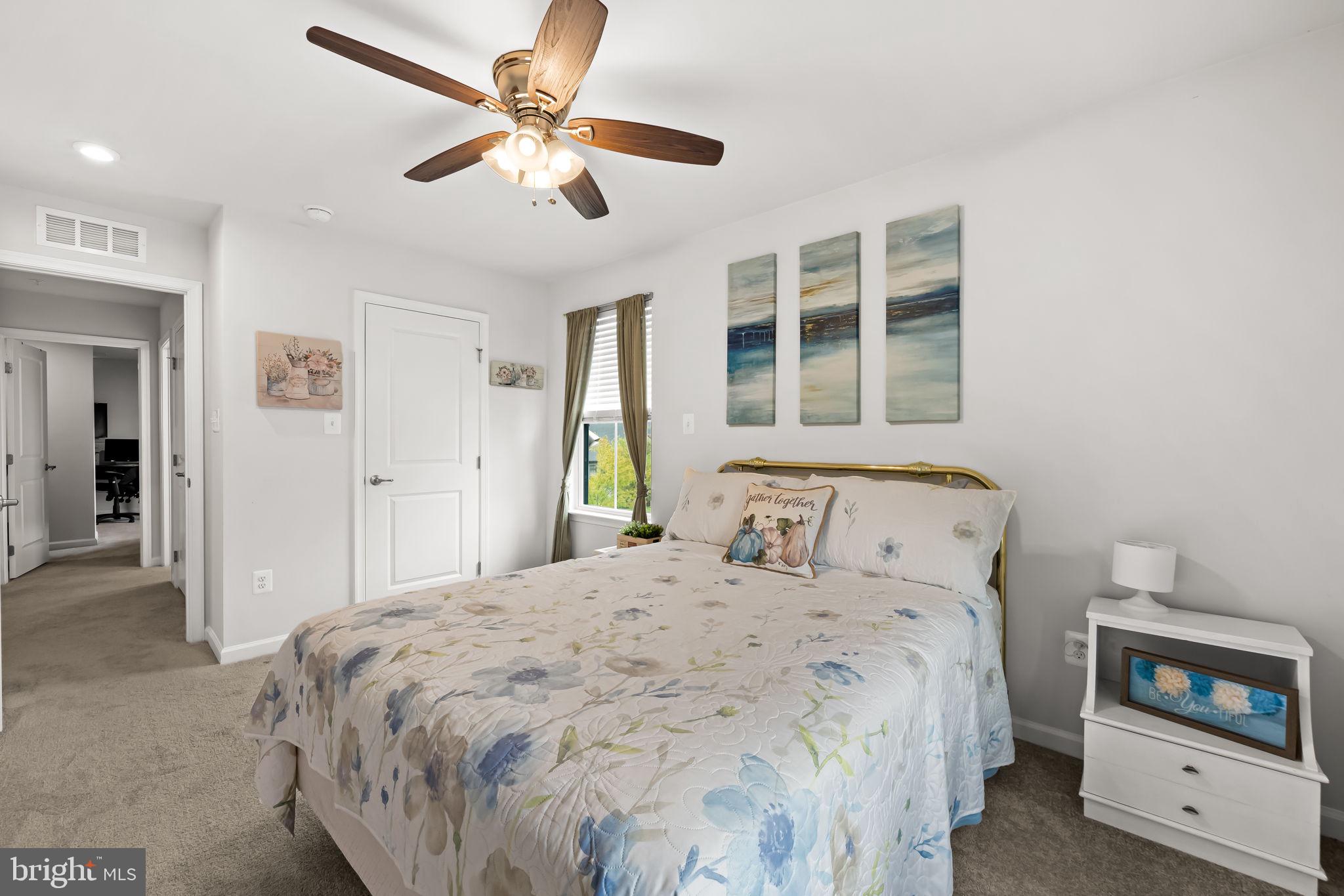 TANYARD SHORES - Residential