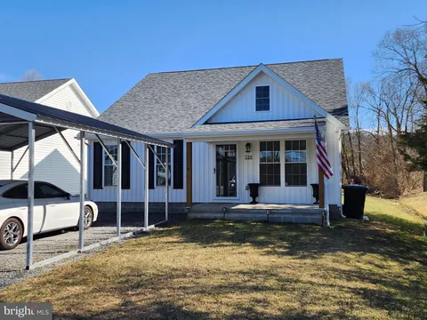 519 Fort Ashby Rd, Fort Ashby, WV 26719 - MLS#: WVMI2003258