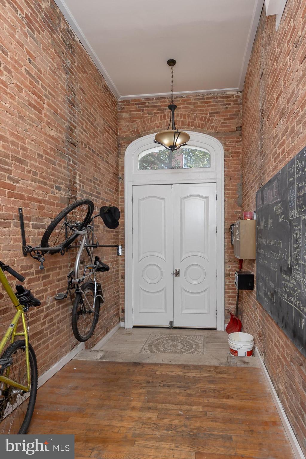 MADISON PARK HISTORIC DISTRICT - Residential Income