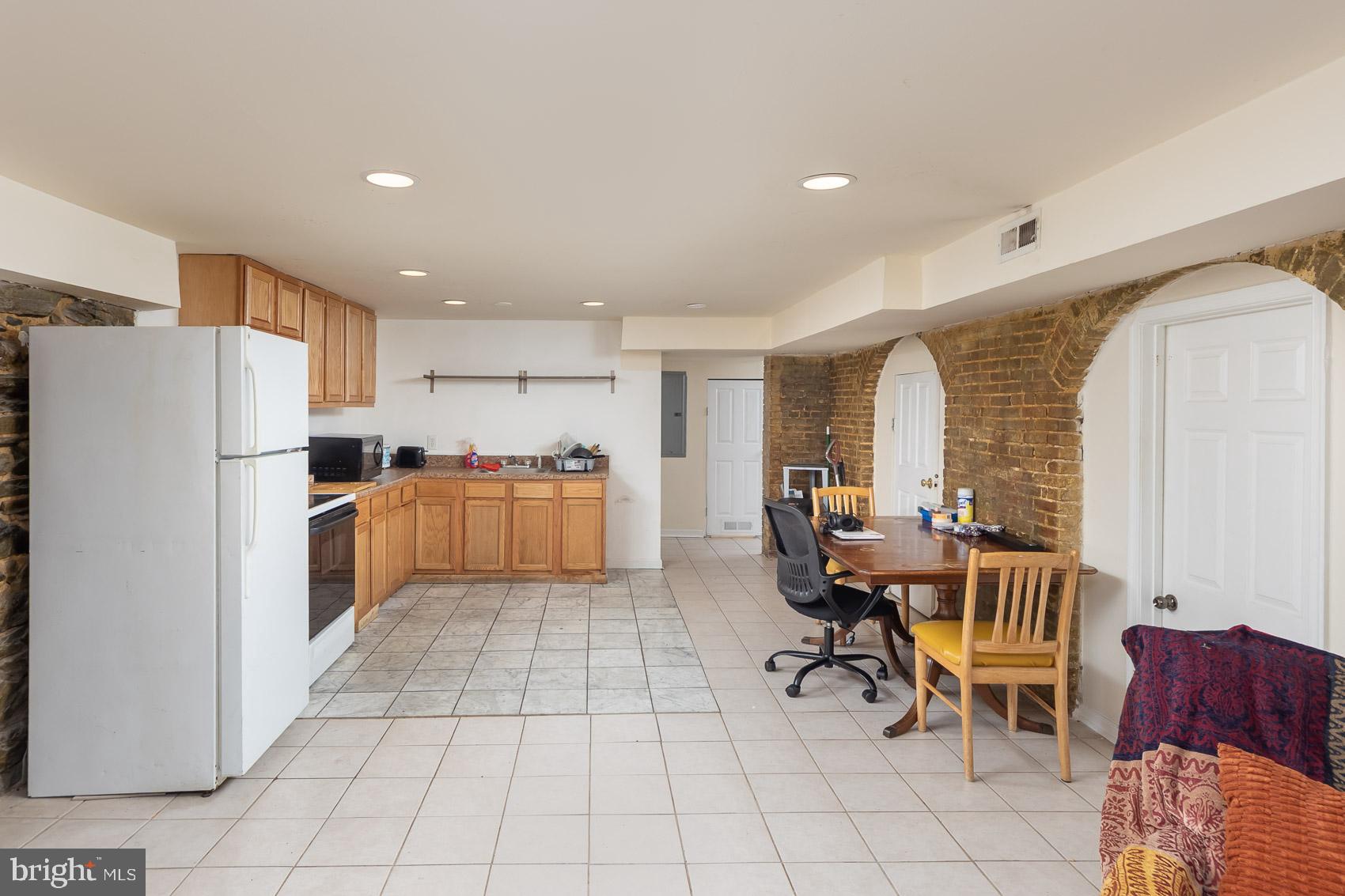 MADISON PARK HISTORIC DISTRICT - Residential Income