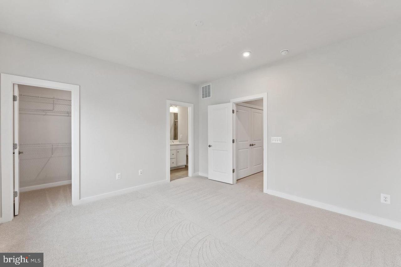 PARK PLACE - Residential Lease