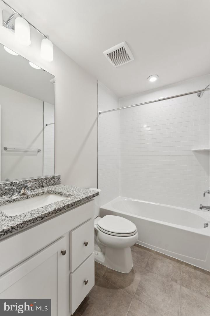 PARK PLACE - Residential Lease