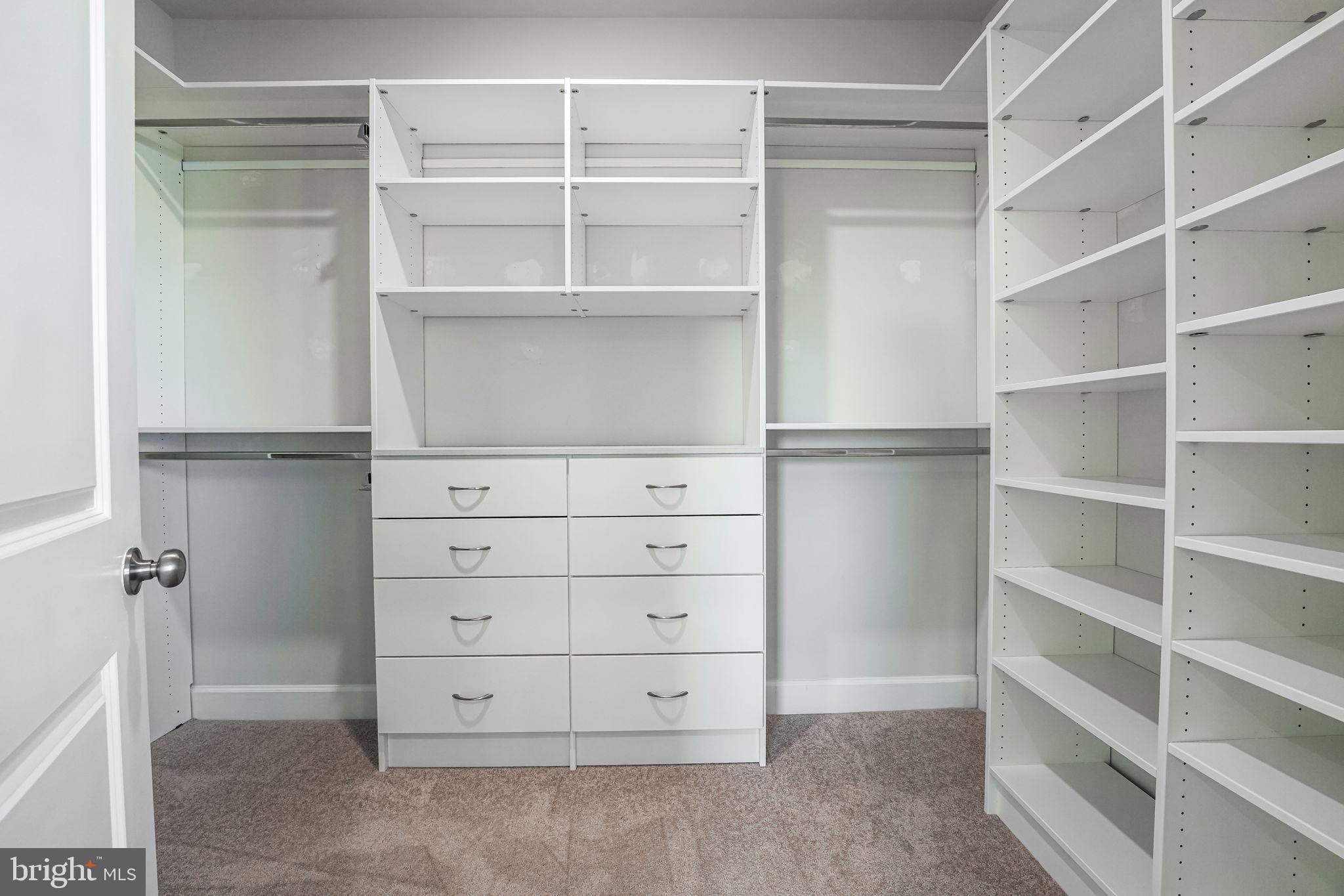 POTOMAC TOWN CENTER - Residential