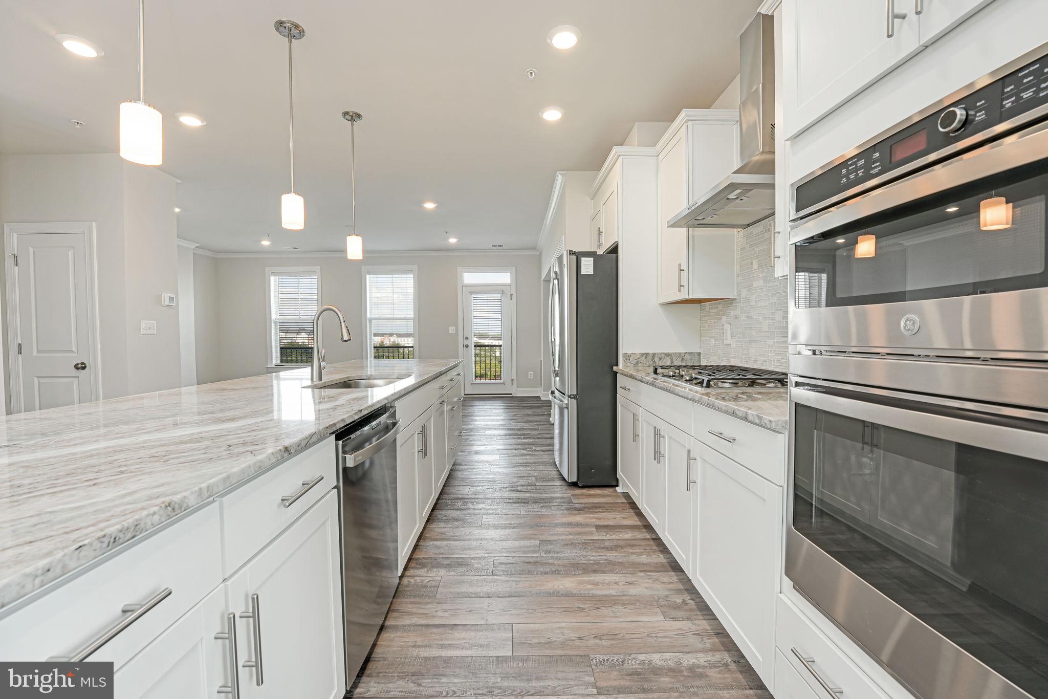 POTOMAC TOWN CENTER - Residential