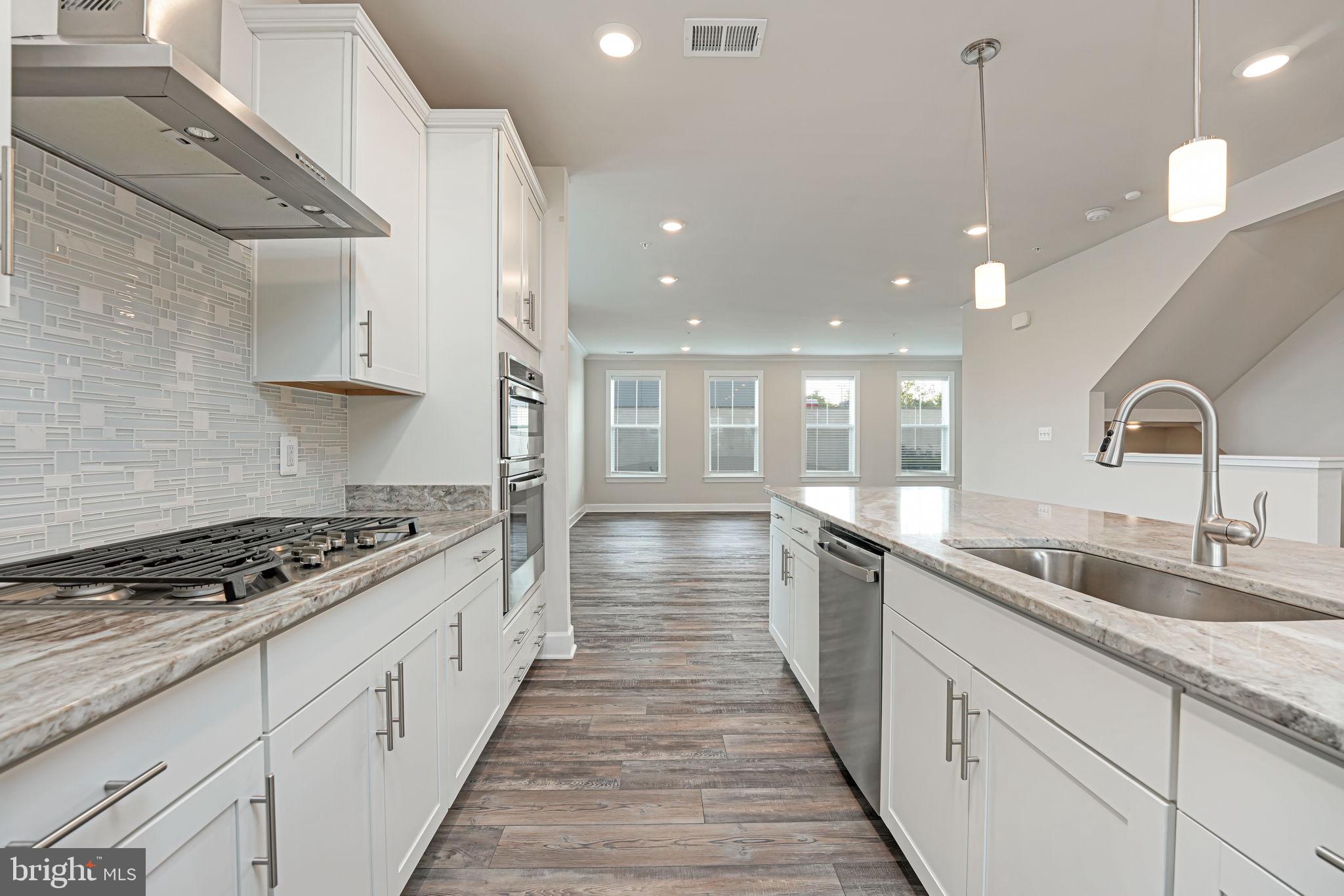 POTOMAC TOWN CENTER - Residential