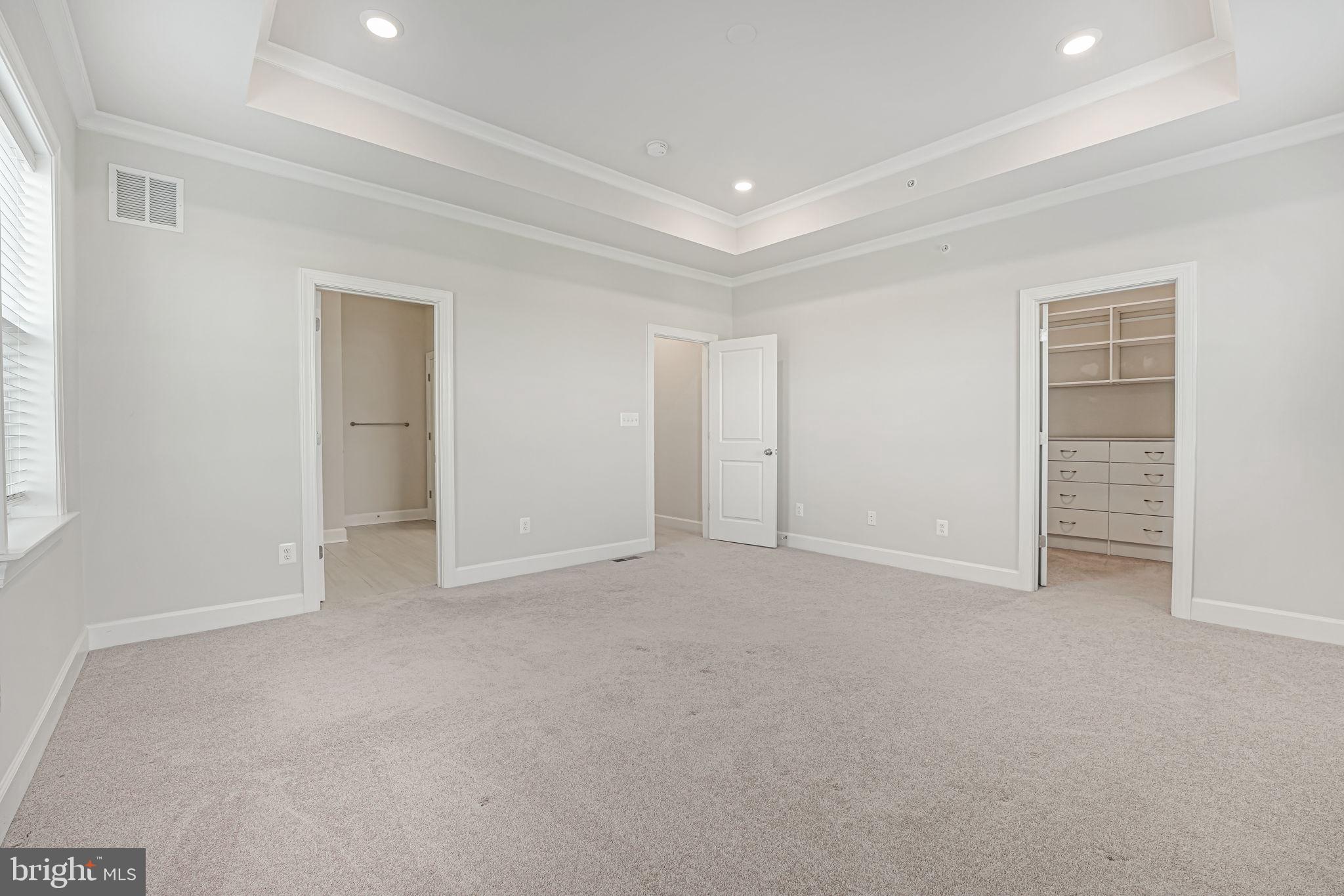 POTOMAC TOWN CENTER - Residential