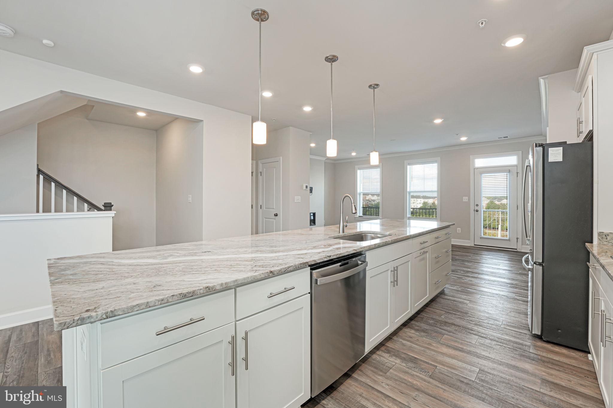 POTOMAC TOWN CENTER - Residential