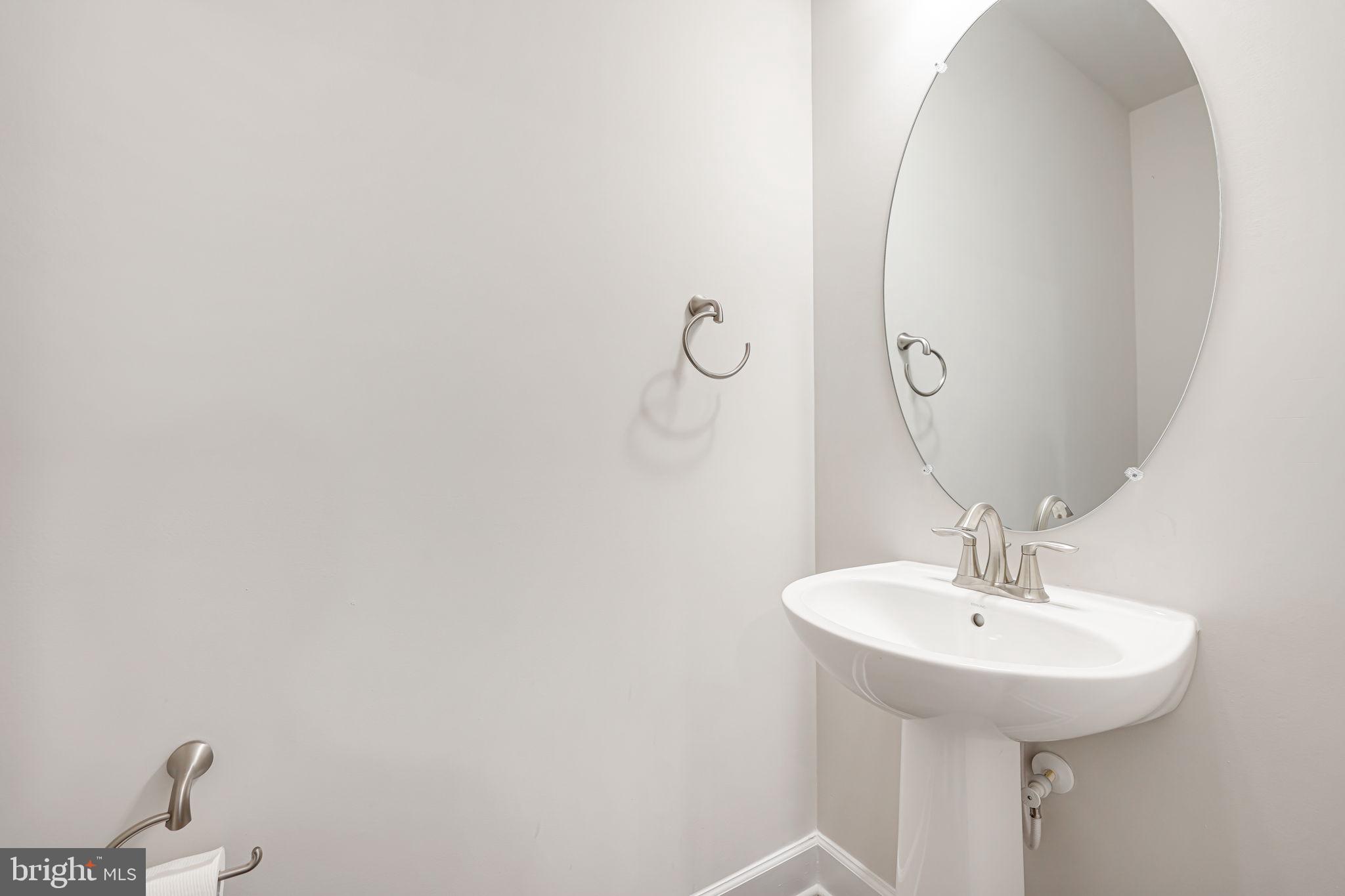 POTOMAC TOWN CENTER - Residential