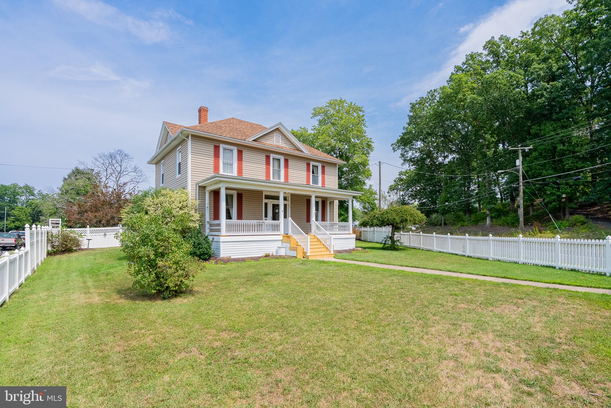 409 8TH STREET