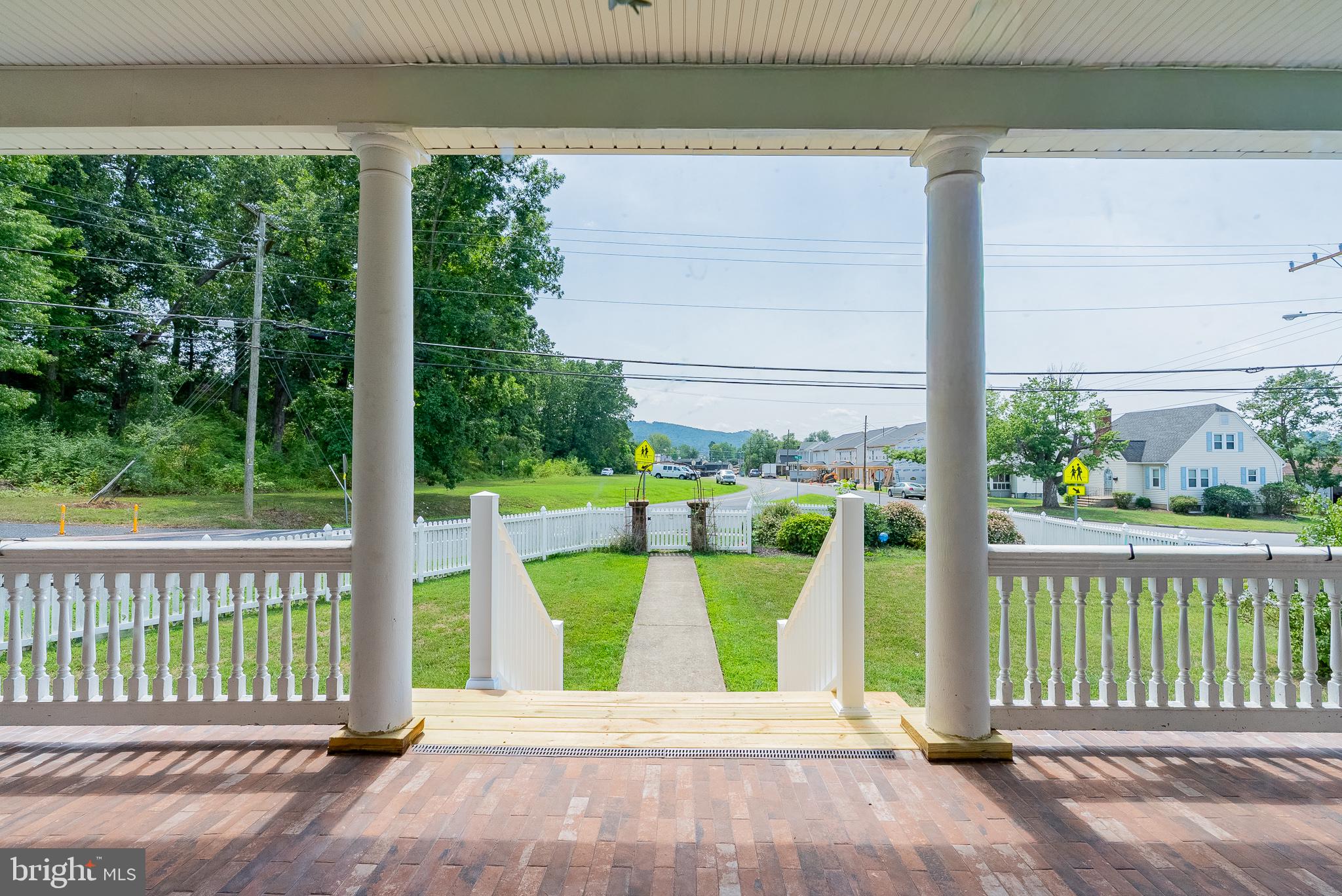 409 8TH STREET