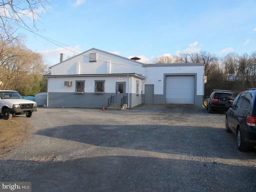 +/- 10,400 SF industrial/warehouse building on 1.3 acres zoned Commercial available for sale or lease. Ideally located just off of Route 72 and Fruitville Pike in Manheim, PA. Building is in the process of being renovated. Flexible zoning allows for a wide variety of uses. Contact the listing agent for additional information.