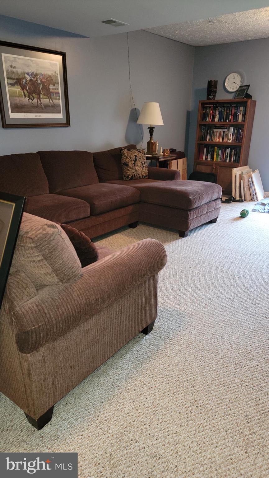 PERRY HALL FARMS - Residential Lease