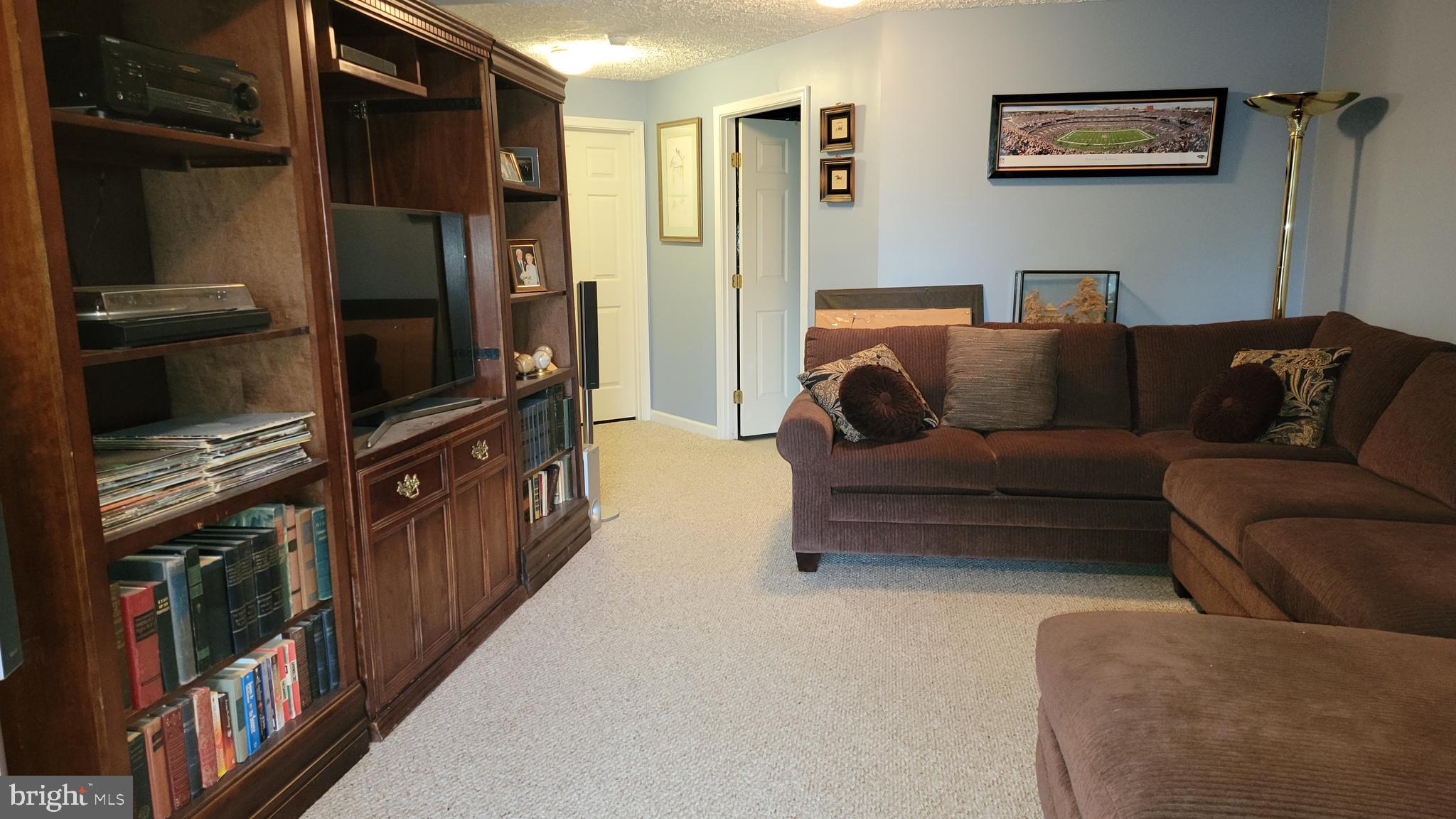 PERRY HALL FARMS - Residential Lease