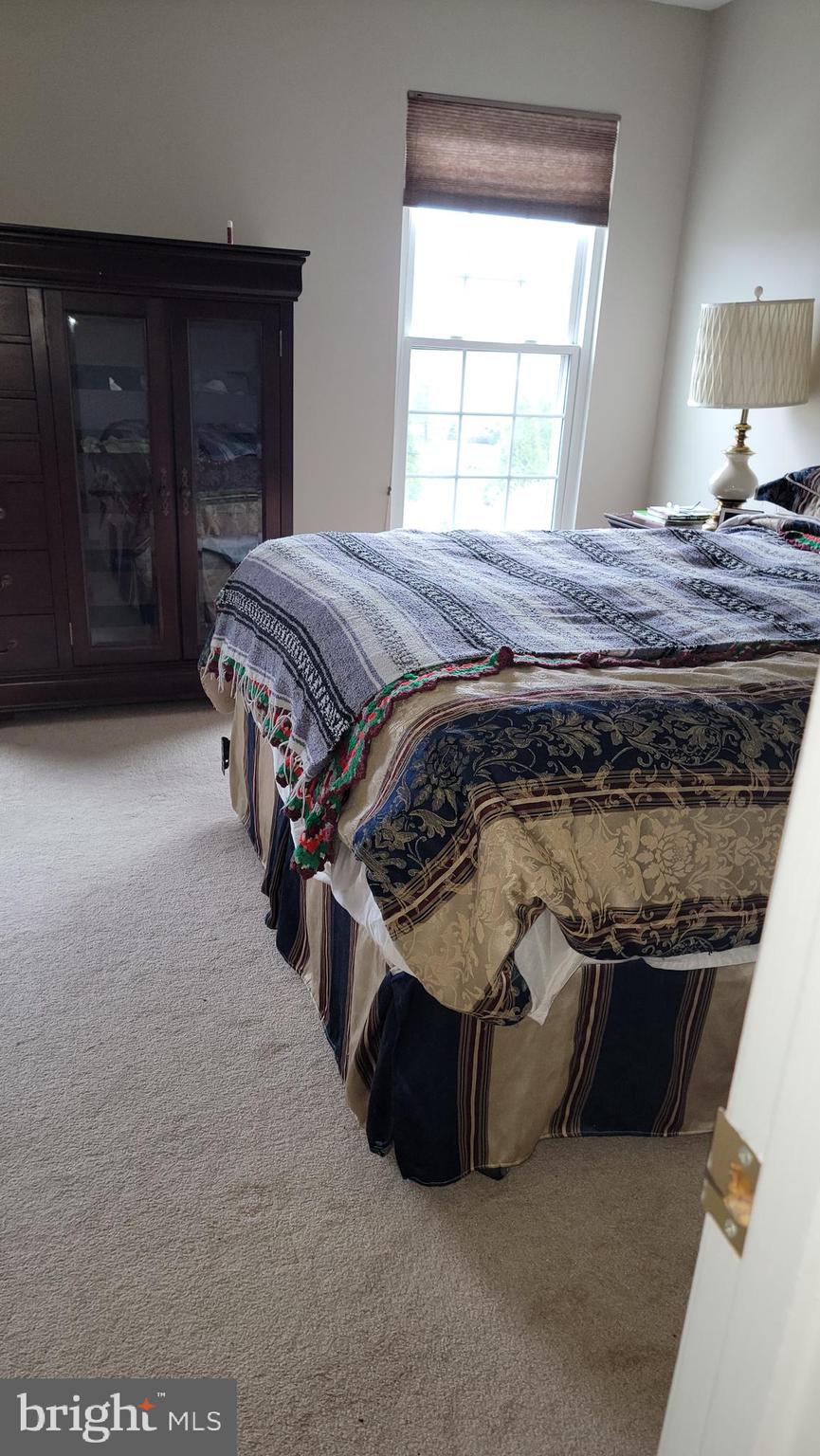 PERRY HALL FARMS - Residential Lease