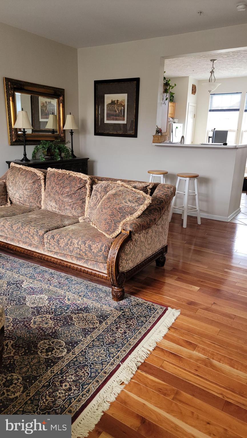 PERRY HALL FARMS - Residential Lease